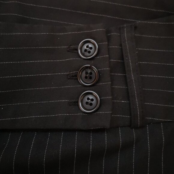 Reitmans Ladies Size 13 Black w/ Grey Pinstripe Flare Leg Dress Pants - Picture 4 of 9